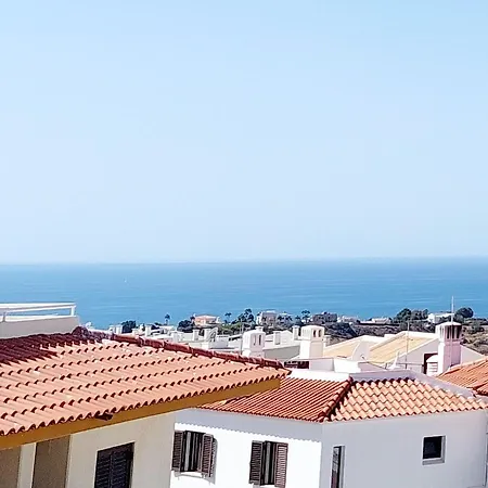 Sol Brilhante Apartment *