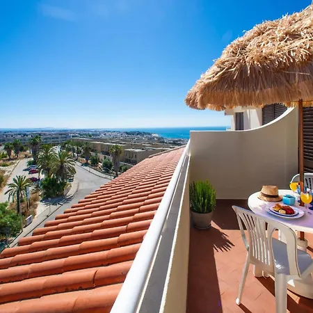 Sol Brilhante Apartment *